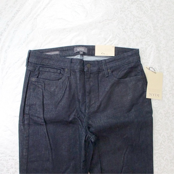 NYDJ  Barbara Boot Cut Jeans NWT Size 8                            #120 - Picture 2 of 9